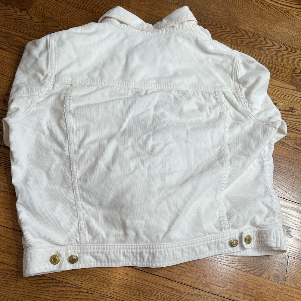 White Corduroy Lauren Jeans Co. Jacket with Relaxed Fit and Gold Buttons - Picture 6 of 7